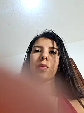 Snapshot of jade03_ chatting on 04.19.26 jade03 online show from 04.19.26