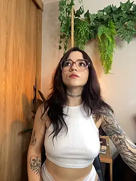  Charlotte Rose online show from 02.18.26