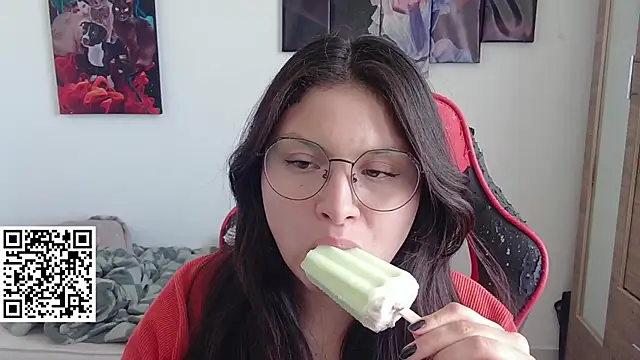 Snapshot of yessica_gomez01 chatting on 03.20.26 yessica gomez01 online show from 03.20.26