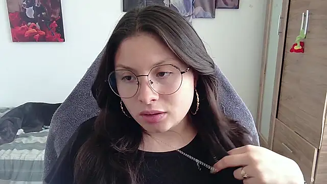 yessica gomez01 online show from 04.24.26