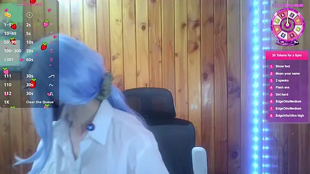 Snapshot of Frankie_boygirl chatting on 04.25.26 Frankie boygirl online show from 04.25.26