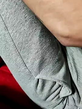 Snapshot of Krisijean72 chatting on 02.14.26 Krisijean72 online show from 02.14.26