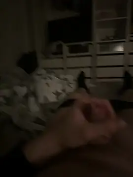 Snapshot of NotatingGrinder chatting on 03.13.26 NotatingGrinder online show from 03.13.26