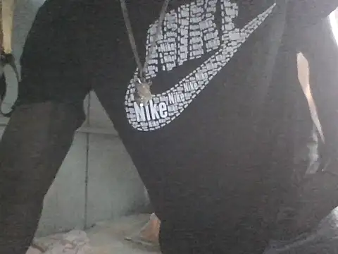 Snapshot of roxa2784 chatting on 06.14.26 roxa2784 online show from 06.14.26