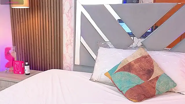 Connyy 21 online show from 02.20.26