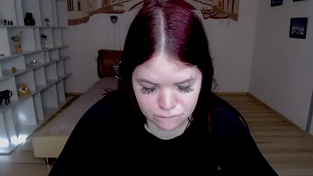 Snapshot of Secret_Emma chatting on 02.02.26 Secret Emma online show from 02.02.26