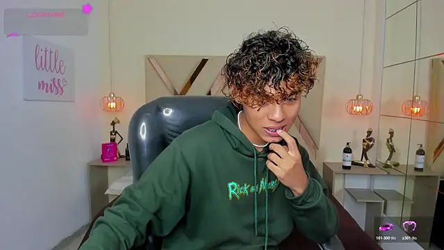Anyelo Twink online show from 06.18.26