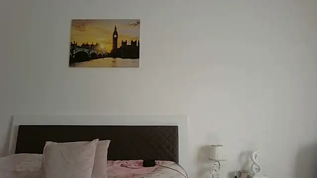 Clara1986 online show from 05.05.26
