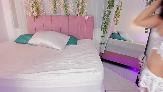 nicky bonny18 online show from 02.10.26