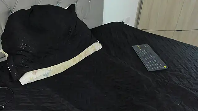 Kiltrohot online show from 02.04.26