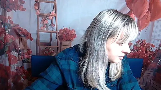 Snapshot of VeronicaSvitt chatting on 02.18.26 VeronicaSvitt online show from 02.18.26