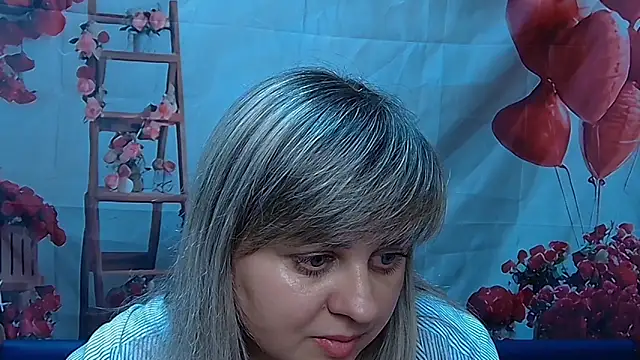 Snapshot of VeronicaSvitt chatting on 03.09.26 VeronicaSvitt online show from 03.09.26