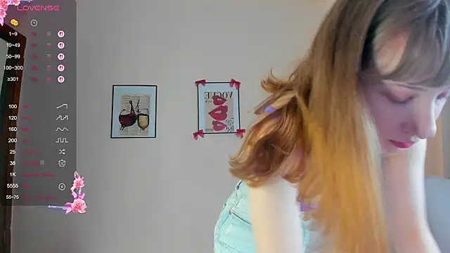 Snapshot of tracy_aw chatting on 02.02.26 tracy aw online show from 02.02.26