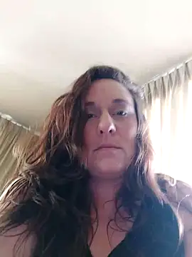 Katiemarie9618 online show from 04.14.26