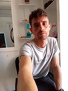 torvyHot online show from 04.20.26