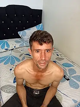 torvyHot online show from 04.25.26