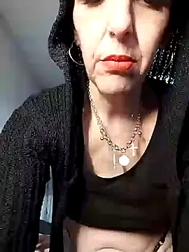 Snapshot of Juguetonafogosa5 chatting on 05.27.26 Juguetonafogosa5 online show from 05.27.26