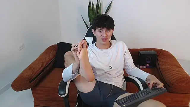 DarrenColleen online show from 04.30.26