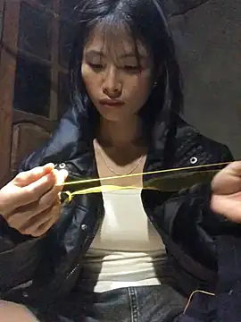 Snapshot of sun-shii chatting on 01.31.26 sun-shii online show from 01.31.26