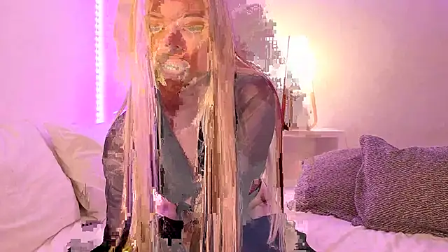 Snapshot of AlyssaFoxx_ chatting on 05.10.26 AlyssaFoxx online show from 05.10.26