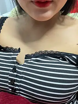 Snapshot of Bebun chatting on 02.11.26 Bebun online show from 02.11.26