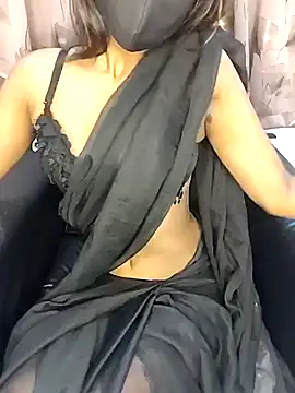 Snapshot of sassy__zaraa chatting on 01.14.26 sassy zaraa online show from 01.14.26