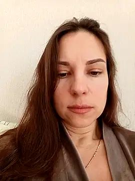 Snapshot of She-Moon chatting on 03.01.26 She-Moon online show from 03.01.26