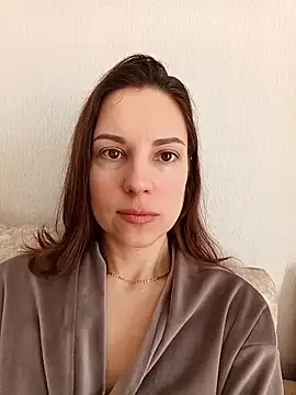 Snapshot of She-Moon chatting on 03.09.26 She-Moon online show from 03.09.26