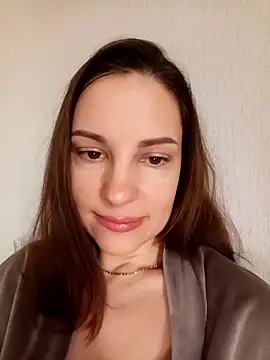 Snapshot of She-Moon chatting on 03.22.26 She-Moon online show from 03.22.26