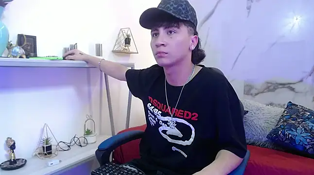 XanderGrey8 online show from 04.26.26