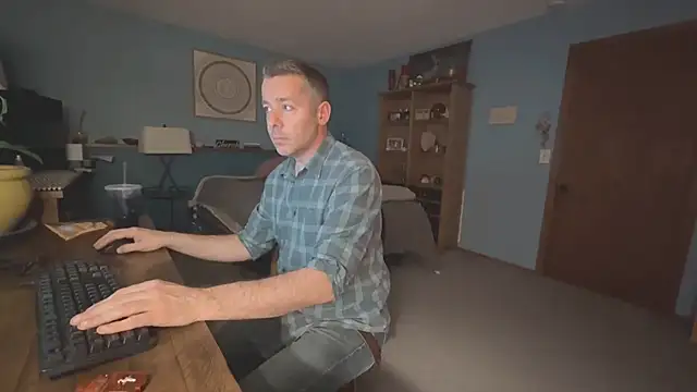 chrisw8140 online show from 05.03.26