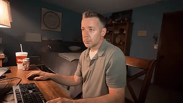 chrisw8140 online show from 07.19.26