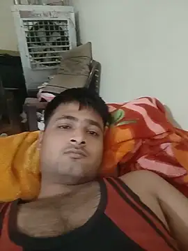 Snapshot of allumatar chatting on 05.21.26 allumatar online show from 05.21.26