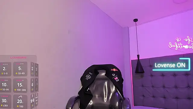scarletcherry18 online show from 06.27.26