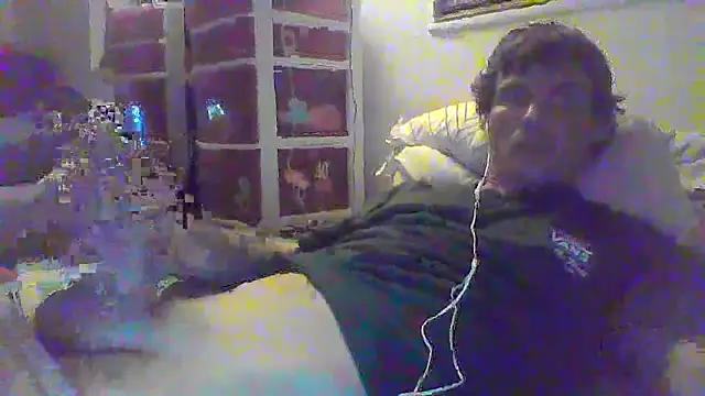 Snapshot of HungandHynotic chatting on 03.11.26 HungandHynotic online show from 03.11.26