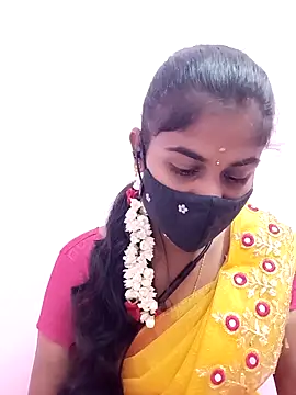 Snapshot of Tamil_Hot_RoyalQueen chatting on 05.09.26 Tamil Hot RoyalQueen online show from 05.09.26