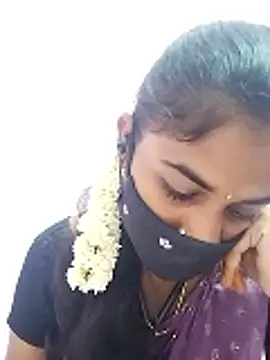 Snapshot of Tamil_Hot_RoyalQueen chatting on 05.21.26 Tamil Hot RoyalQueen online show from 05.21.26