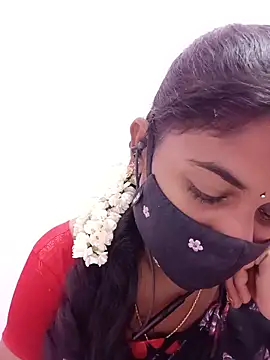 Snapshot of Tamil_Hot_RoyalQueen chatting on 06.02.26 Tamil Hot RoyalQueen online show from 06.02.26
