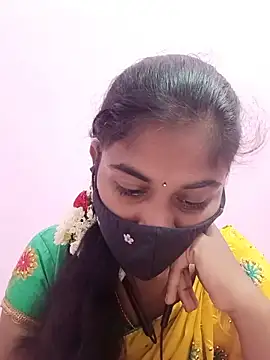 Snapshot of Tamil_Hot_RoyalQueen chatting on 06.05.26 Tamil Hot RoyalQueen online show from 06.05.26