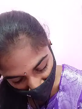 Snapshot of Tamil_Hot_RoyalQueen chatting on 06.07.26 Tamil Hot RoyalQueen online show from 06.07.26