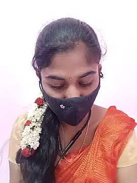 Snapshot of Tamil_Hot_RoyalQueen chatting on 06.10.26 Tamil Hot RoyalQueen online show from 06.10.26