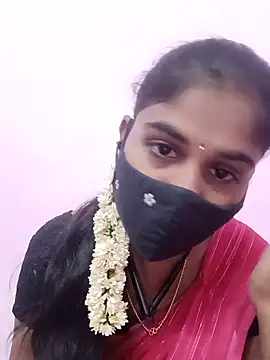 Snapshot of Tamil_Hot_RoyalQueen chatting on 06.12.26 Tamil Hot RoyalQueen online show from 06.12.26
