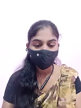 Snapshot of Tamil_Hot_RoyalQueen chatting on 06.15.26 Tamil Hot RoyalQueen online show from 06.15.26