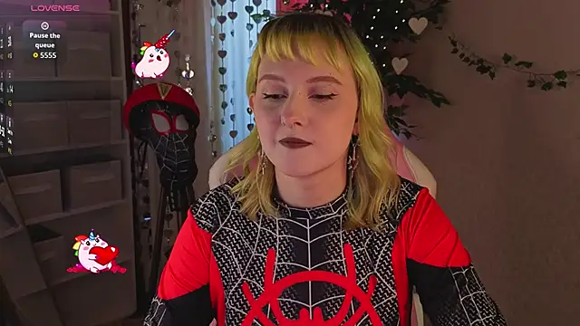 Snapshot of Roziett_Belle chatting on 03.07.26 Roziett Belle online show from 03.07.26