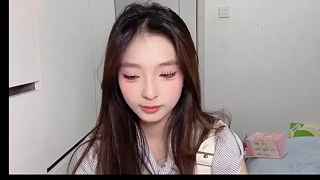 Snapshot of 1X-NanNan chatting on 01.14.26 1X-NanNan online show from 01.14.26