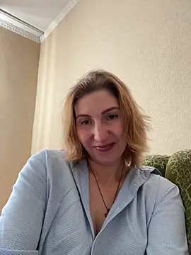 Snapshot of _Crystal_2 chatting on 01.15.26 Crystal 2 online show from 01.15.26