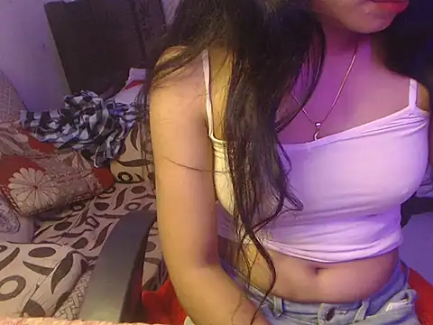 SobnamHot online show from 02.02.26