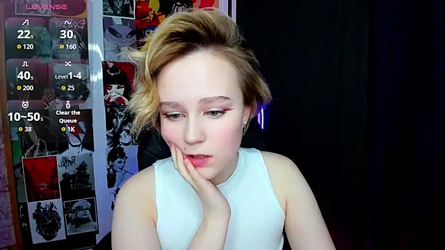 Ellie Heavenly online show from 02.24.26