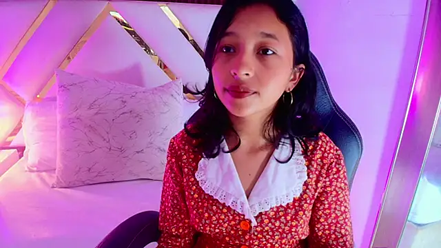 Real virgin Pussy online show from 06.07.26
