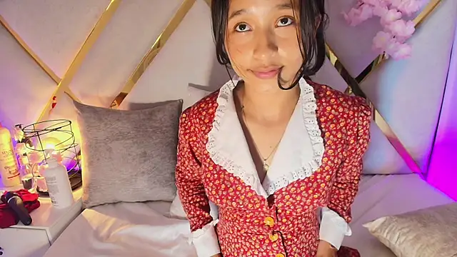 Real virgin Pussy online show from 06.25.26